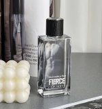 专柜品质 这充满诱惑的气息，Af裸男 Abercrombie Fitch裸男古龙香水 规格: Ml 前调:苦橙叶 小豆蔻 柠檬橙子 冷杉海水 中调:茉莉 迷迭香