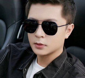 Gucci 男款炫彩飞行员偏光太阳镜 材质 高清尼龙加厚卡槽高清偏光镜片 无边框镜架颜型号 G0227