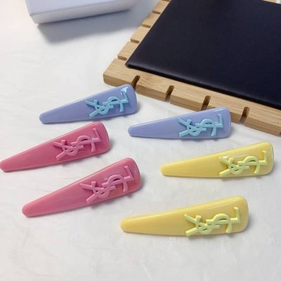 Ysl圣罗兰 杨树林发夹 糖果色Logo边夹刘海夹压夹日常精致小单品 气质百搭小仙女必入单品 宝藏款 闭眼入推荐款 一对