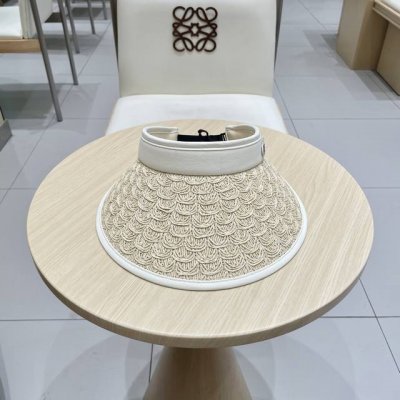 Alo 新款空顶帽 有质感的拼接 帽型很好 冲它