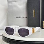 齐色到货 Balenciaga Bb0095 市面最高版本 Size:53口19-135 巴黎世家双b标志 猫眼女王范墨镜 防紫外线太阳眼镜