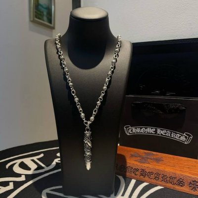 抖音 快手 Ins 小红书 直播热门 新款 专柜品质 Chrome Hearts克罗心十字花球项链 龙柱吊坠 凹凸造型不同的花纹设计风格 呈现出与众不同 十字架
