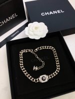新款 小香 Chanel 香奈儿 项链，手链 时尚百搭 超美1:1精致做工 跟正品一样制作 美丽的东西不需要华丽的背景 随便拍拍就超美 华丽 大气 明星网红同款