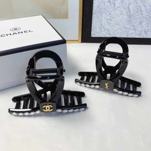 Chanel小香 Ysl圣罗兰 捷克钻黑钢筋Logo抓夹 气质百搭 日常精致小单品 小仙女必入单品 宝藏款 闭眼入推荐款 单个