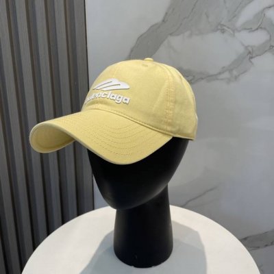 balenciaga 巴黎世家 棒球帽我家对巴黎世家的工艺已经是炉火纯青了 必爆 Balenciaga巴黎世家新款洗水纯棉棒球帽 重工工艺，双B字母标志，新颖时