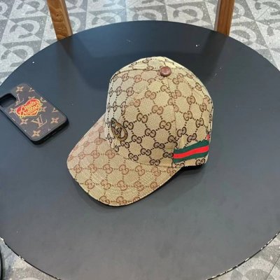 Gucci 古奇 经典原单棒球帽 小双G牛皮拼接 1:1开模订制 质量超赞 帽檐头层牛皮压花 质量极好 基础头围56 贴片可调节 五色现货 热卖款