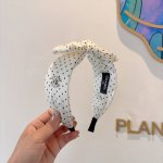配包装 Chanel 香奈儿 新款精美波点蝴蝶结发箍，复古网红头箍 搭配高端材质，超精致，时尚高级感百搭款。