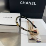 配包装盒 Chanel 香奈儿 最新款小香链条发箍，专柜同款，超级好看！名媛范儿十足，小仙女必备