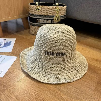 特 p miumiu缪缪2025夏款折叠草帽 纯收工钩织 头围57Cm 可折叠