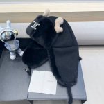 塞琳Celine高品质！凯旋门冬季保暖雷锋帽女毛绒护耳帽子户外骑行防寒棉帽子