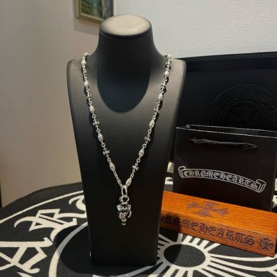 抖音 快手 Ins 小红书 直播热门 ，新款 专柜品质 Chrome Hearts克罗心经典复古十字花项链 ，舌头吊坠 凹凸造型不同的花纹设计风格 呈现出与众不