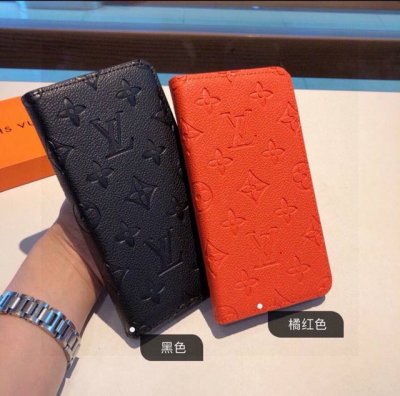 路易威登官网同款，荔枝纹压花皮套，Lv手机套手机壳 型号：为了不出现报错型号，请打开本机查看手机设置显示的型号 Iphone16系列更新 Iphone16pro