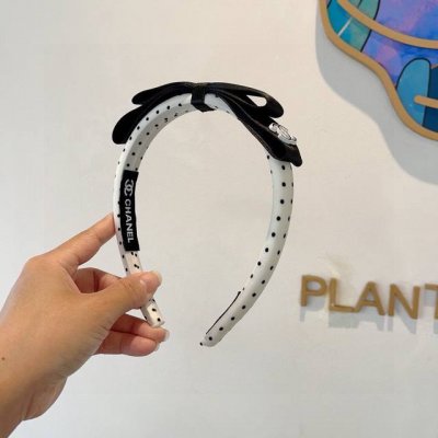 配包装 chanel 香奈儿 新款小香高颅顶小波点窄版发箍 复古头箍 网红爆款推荐 搭配高端材质 超精致 时尚百搭