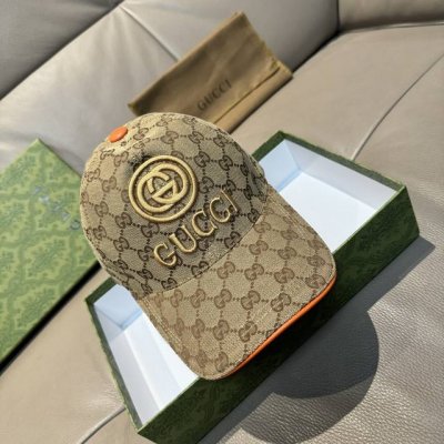 批80 配盒子布袋，Gucci(古奇)新款原单棒球帽， 大Gucci刺绣，1:1开模订制，重工刺绣，细节可媲美专柜，原版帆布料+头层牛皮，质量超赞！帅男靓女首选