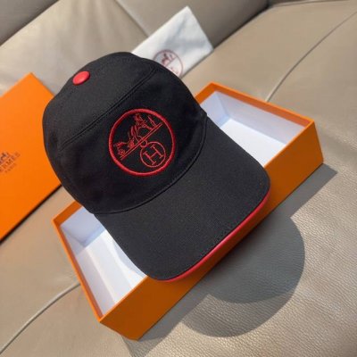 配盒子布袋，HermèS 爱马仕 原单棒球帽，经典H， 正品开模订制，原版透气帆布面料+头层牛皮，原厂精钢调节扣，做工细致，时尚帅气质量超赞！