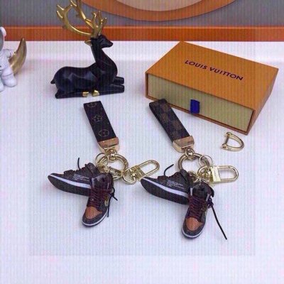 元配图片原版包装 独家定制款 爆款Aj迷你鞋 路易威登Louisvuitton 钥匙扣经典老花Monogram 经久耐用 是 Dragonne 钥匙扣理想的材质