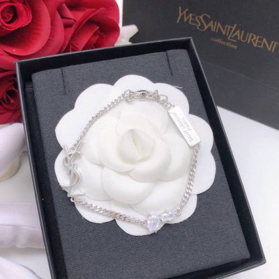 编号Ysl0002 圣罗兰手链最新款镶钻马眼 一致Zp黄铜材质