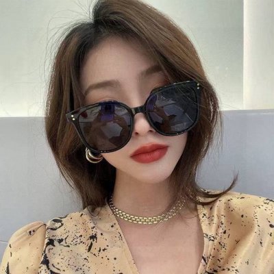 Gucci古驰 Gg圆框太阳镜 完美品质 独特设计 适合各种脸型 亮相时装周 超时尚百搭 实物精致 情侣款 男女均可佩戴 型号：G3369