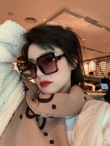Chanel2025官方早春新款 众多明星同款 香奈儿新款大框墨镜 宝丽来超清太阳镜型号 Ch5831