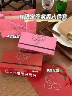 专柜品质 Tf香水小样八件套限定签名款 7.5Ml×8，超级迷你热门款香味。A款粉盒，B款红盒。