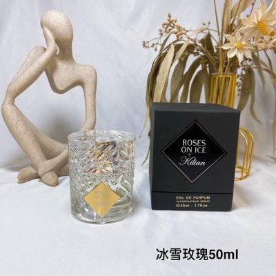 专柜品质 克利安By Kilian Rose冰雪玫瑰50Ml Roses On Ice冰雪玫瑰 芳香香型的中性香水 前调：青柠，黄瓜，杜松浆果 中调：玫瑰 蔷薇