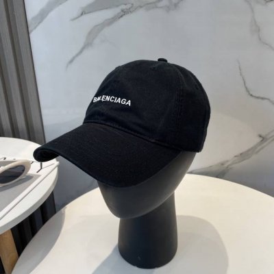 balenciaga 巴黎世家 棒球帽我家对巴黎世家的工艺已经是炉火纯青了 必爆 Balenciaga巴黎世家新款洗水纯棉棒球帽 重工工艺 双B字母标志 新颖时