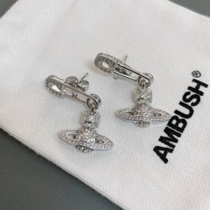 p80 高品质 细节如图【别针星球耳钉】宝宝，什么是快乐星球，来，这就是快乐星球！绝美土星耳钉，银色/金色，重磅推荐，一定要项链手链耳钉整套入，闭眼入准没错！纯