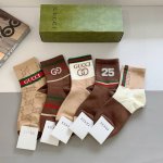 配包装P50（一盒5双） gucci 古奇 新款中筒袜子！纯棉面料，火爆图案，专柜同步中筒袜子，大牌出街，潮人必备超好搭