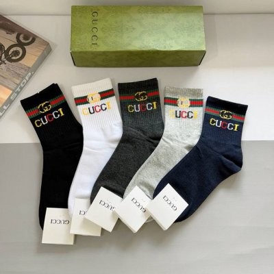 配包装 一盒5双 Gucci 古奇 新款男士中筒袜子 纯棉面料 潮人必备 爆款经典双G 个性时尚百搭款 你值得拥有哦