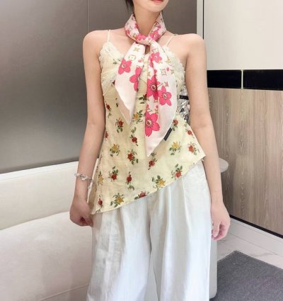 Lv X Tm Monogram Cherry Blossom . 18Mm顶级真丝双面同色丝巾 本款桑蚕丝方巾以潮流笔触演绎路易威登 X村上隆复刻系列的欢快气