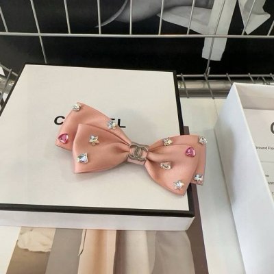配包装盒 chanel 香奈儿 最新款小香爆款鸭嘴夹 超级好看 名媛范儿十足 小仙女必备