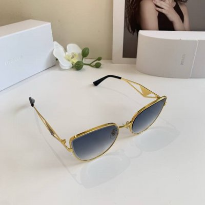 Prada 普拉达 高端金属方框男女太阳镜 时尚潮流遮阳墨镜 旅游驾驶眼镜！