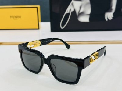 P180 新款Fend* Fe40180 Size：51口19-145 芬家 时尚经典 F太阳镜