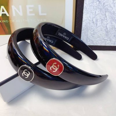 chanel小香 chanel发箍 漆皮Logo轻奢风发箍气质百搭小仙女必入单品名媛风十足 宝藏款 闭眼入推荐款 单个