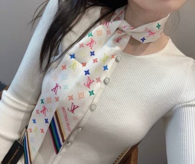 Lv驴家重磅斜纹材质， 长条丝巾Twilly束发带 村上隆彩色白 120X5Cm 一条神奇的束发带 绑包包，绑头发 ♀当手环 ♀无论是搭配夏天的裙子还是冬季的毛