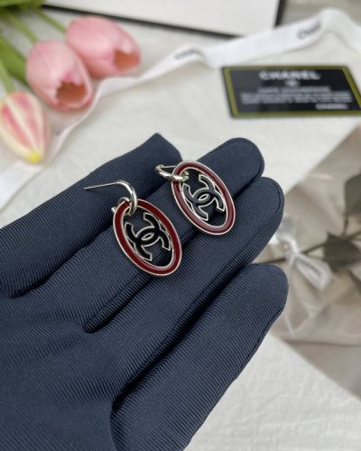chanel 红色珐琅 椭圆形 耳环