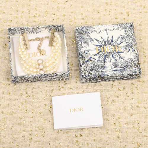 208615 我们出品 Zp8060，量大咨询客Fu D 多镜面双层珍珠手链 太绝太美太仙啦一眼心动的设计！墙裂安利！D超级少见的风格四层珍珠设计！比较宽版的设