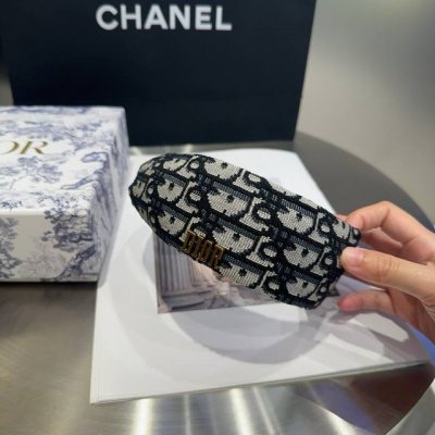 配包装盒 dior 迪奥 新款Cd宽边发箍 时尚潮流 非常好看 小仙女必备