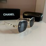 P Chanel香奈儿爆款爆款 小红书同款 今年火爆款 Chanel 珍珠镜腿太阳镜网红款墨镜 专柜一样 时尚太阳眼镜