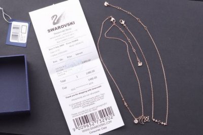 施华洛世奇Swarovski 星月双层链 项链 一款项链 由两条独立的项链组成,可以单独佩戴 可以两条一起佩戴 一款三戴 上身超级好看