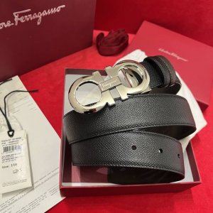 特 菲拉格慕 双面意大利进口头层手掌纹牛皮，搭配真空电镀亮面纯铜扣，经典款式，专柜有售，市场顶级品质，支持验货 配送全套专柜包装，宽度 3.5Cm