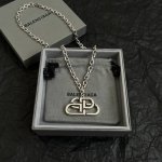 新款 巴黎世家 Balenciaga 项链 简单大方 大牌金质感饱满 搭配衣服超好看 长度:52厘米