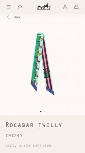 phms1917专柜同步 爱马仕全新系列丝带 顶级斜纹真丝打造 超精细的印花 字迹非常清晰 绝对是送礼自用的首选丝带既可绕于颈间 亦可缠于腕部 腰部 同样也可以