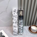 gucci 古驰 米奇 夏季新款 全自动折叠晴雨伞 黑色涂层防晒有效阻隔紫外线99%，Upf 50 所以能起到伞下体感降温的效果！ 有效隔热，高效防晒 一把搞定