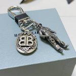新品发布 巴黎世家包包挂饰钥匙扣 巴黎世家钥匙扣 最新款包包挂饰档次更高明星同款 经典款联名设计理念钥匙扣系列 细节对版做旧处理 非市面亮面版型 这款一直在出