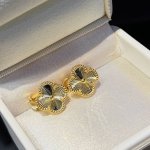 a4387 Cnc车床 镭射 四叶草多折射面 单花 耳拍 幸运全金玑镂雕花高端925纯银 电镀18K金 做工复杂 精工细节 原版打造设计独特教人一见倾心佩戴美美