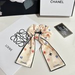 特 配专柜包装 chanel 香奈儿 最新小香风发圈 小仙女快入手 特殊材质 不嘞头 可盐可甜