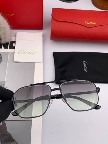 卡地亚-Cartier 时尚高贵 很美手工高端品质 男女通用太阳眼镜 经典之作 有分量有质感的一款太阳镜 电镀抛光都非常细致 型号：K4042