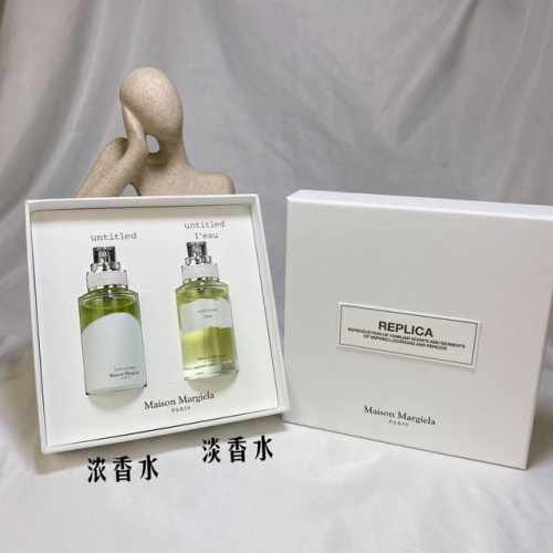 Maison Margiela梅森马丁马吉拉无名之水 无题中样两件套Untitled香水浓香淡香30Ml 无名之水无题淡香水 成分：柑橘、薄荷、柠檬 橙花、绿叶