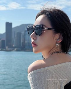 Chanel 香奈儿 2025新款潮流爆款 时尚方框太阳镜 佩戴舒适 网红潮款墨镜 女士高清加厚偏光太阳镜 高品质Tr镜框 型号Ch5907